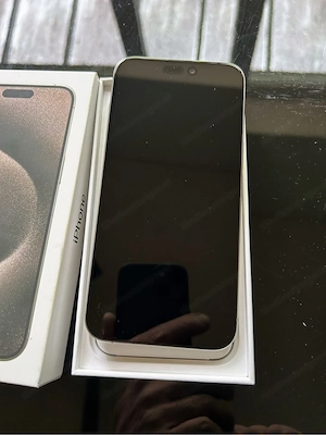 iPhone 15 Pro Max 256 GB Bild 2