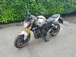 Yamaha Fazer FZ1N Bild 3
