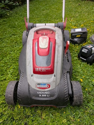 Rasenmäher und Trimmer Bild 2