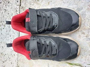 Puma Turnschuhe Jungs Gr. 35