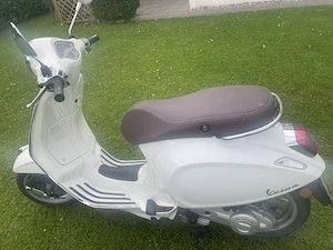 Vespa Primavera Bild 2