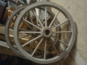 Wagenräder für Dekozwecke