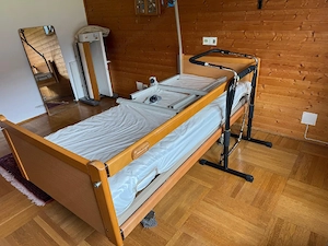 Pflegebett gegen Selbstabholung zu verschenken  Bild 4