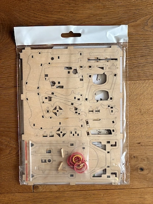 wooden city The Legend Holzpuzzle Waffe Bild 2