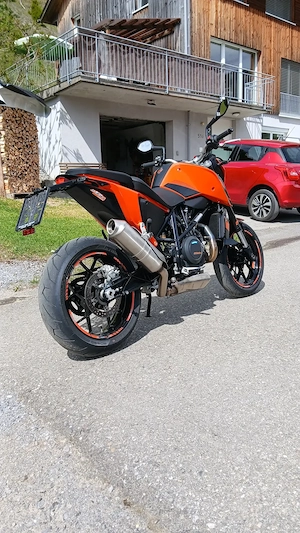KTM Duke 690