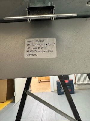 Lux mobiler Arbeitstisch zu verschenken Bild 3