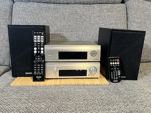 Denon D-F109N Stereo Kompaktanlage Silber mit Netzwerkplayer & Lautsprechern