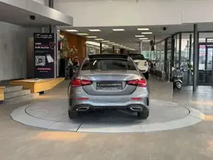 Mercedes-Benz A Bild 7