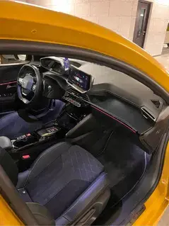 Peugeot 208 Bild 8