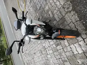 KTM Duke 390  Bild 3