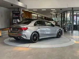 Mercedes-Benz A Bild 6