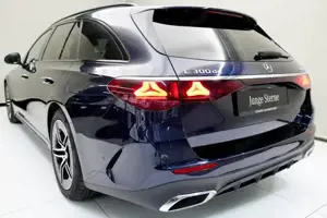 Mercedes-Benz E 300 de 4MATIC mit EQ Hybrid Technologie T-Modell Bild 12