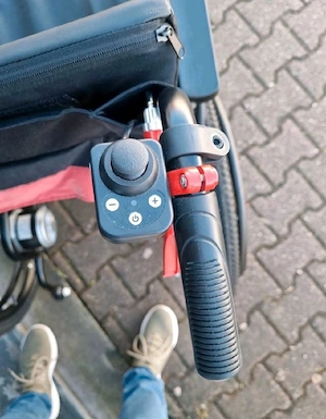 Elektro Rollstuhl Rolektro inklusive Rampe Bild 2