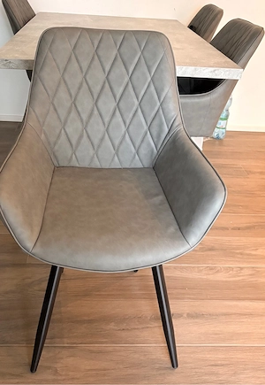 Esszimmertisch & Stühle Bild 3