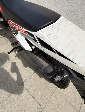 Derbi Senda DRD X-Treme SM (Bj. 2019) Bild 4