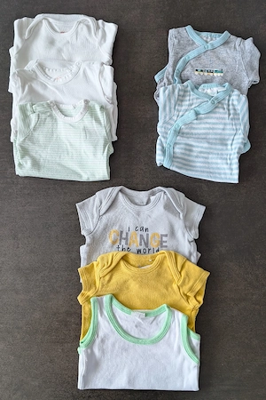 Baby Bodys Größe 62