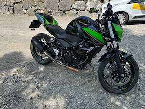 Kawasaki Z400 Bild 3