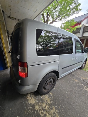 Vw caddy 1.9  Bild 3