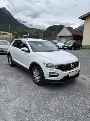Volkswagen T-Roc 1,0 TSI Design  AHK ACC Lane Assist SHZ Erstbesitz Bild 3