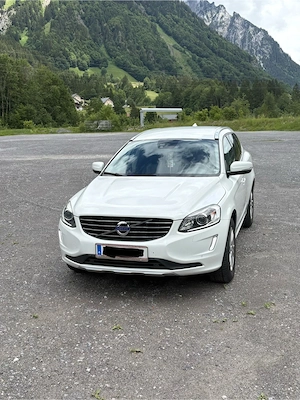 Volvo XC 60 AWD Geartronic Summum Bild 5