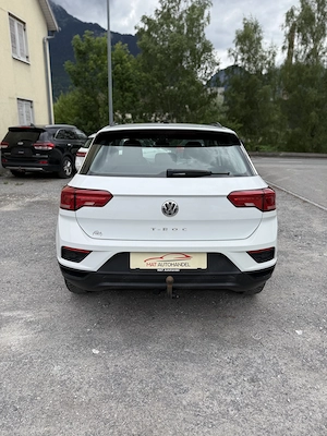 Volkswagen T-Roc 1,0 TSI Design  AHK ACC Lane Assist SHZ Erstbesitz Bild 4