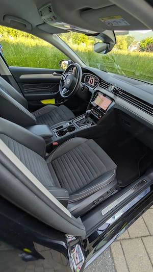 Passat Variant 2.0 TDI  4Motion Vollausstattung Allrad Standheizung  Bild 9