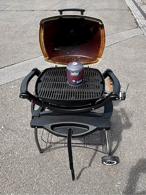 Weber Q 1000 Gasgrill mit Wagen und Abdeckung Bild 3