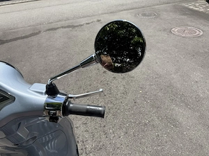 Verkaufe Vespa Primavera 50ccm mit 4 Takt Motor   Glossy Grey Bild 4