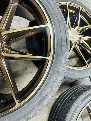 Japan Racing JR44 21 Zoll 5x108 Mustang Mach-E mit Hankook + RDKS Alufelgen + Sommerreifen Bild 4