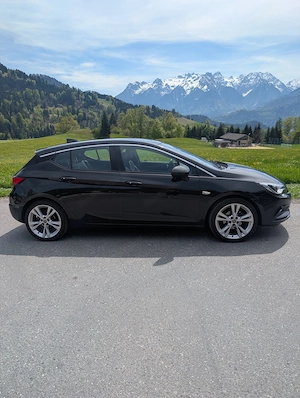 Verkaufe Opel Astra+ Bild 2