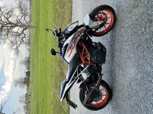 KTM Duke 390 zu verkaufen Bild 2