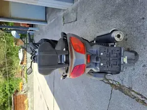 Yamaha X-Max 250 Bild 3