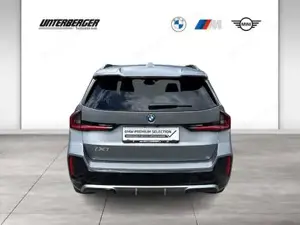 BMW iX1 xDrive30 U11 XE2 M Sportpaket Head-Up DAB Bild 5