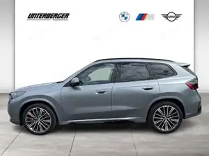 BMW iX1 xDrive30 U11 XE2 M Sportpaket Head-Up DAB Bild 3