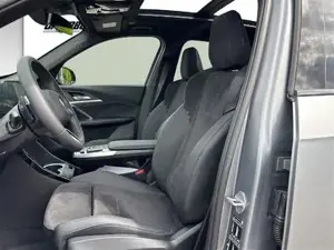 BMW iX1 xDrive30 U11 XE2 M Sportpaket Head-Up DAB Bild 10