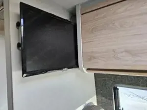  Wohnmobil Detleffs Globetrail Ford Automatikgetriebe Bild 2