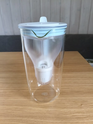 BRITA Model One LE, Glas-Wasserfilter, 1.5l gefiltertes Wasser, 2.5l Gesamtkapazität, Bild 2