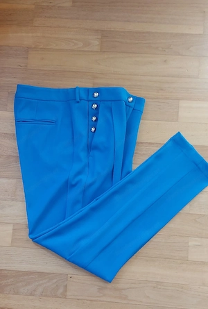 Hose mit Bügelfalte  Bild 3