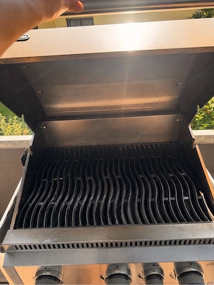 Napoleon Grill, Gasgrill, BBQ, Garten, Grillwagen, Seitenkocher, Grillstation, Napoleon Legend. Bild 2