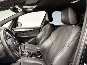 BMW 220d Xdrive M Sport 7-Sitzer Baujahr 2 2017 KM 185.550 Bild 4
