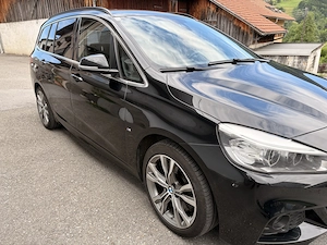 BMW 220d Xdrive M Sport 7-Sitzer Baujahr 2 2017 KM 185.550 Bild 2