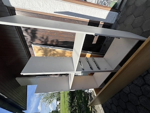 Schrank zu verschenken!