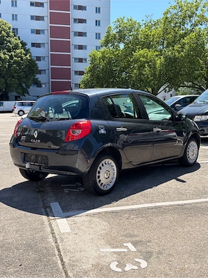 Renault Clio 1.5 Diesel  Bild 4