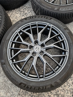 VW ID.4 Alufelgen auf Winterreifen