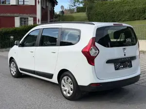 Dacia Lodgy Benzin 7 Sitzer TÜV NEU ARBÖ 1.Besitz Bild 2