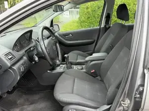 Mercedes Benz  A 180 avantgarde A-Edition CDi Top Bild 3