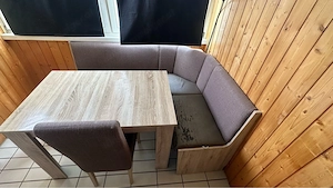 Eckbank tisch + 2 stühle  Bild 2
