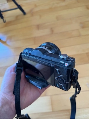 Sony Alpha 5000 Bild 3