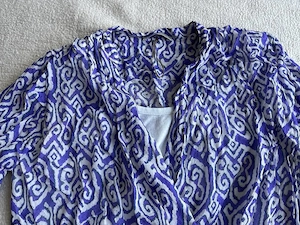 Modische Damenbluse zu verkaufen Bild 4