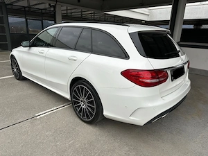 Mercedes C400 AMG Line Bild 4